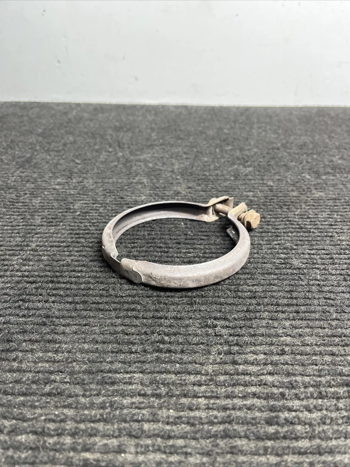 ☑️ Abrazadera de escape OEM BMW 135I 2008-2013 7553602 Foto 2 de 4