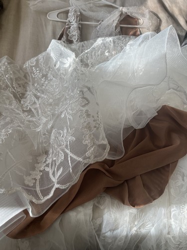 New BRONX & BANCO Tunisia Embroidered Tulle Bridal Gown in White Sz 4 (small) US - Picture 9 of 14