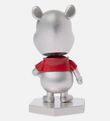 Disney 100 Mini Bobble-Head Winnie-the-Pooh Edición Limitada Serie de Coleccionista - Imagen 3 de 3