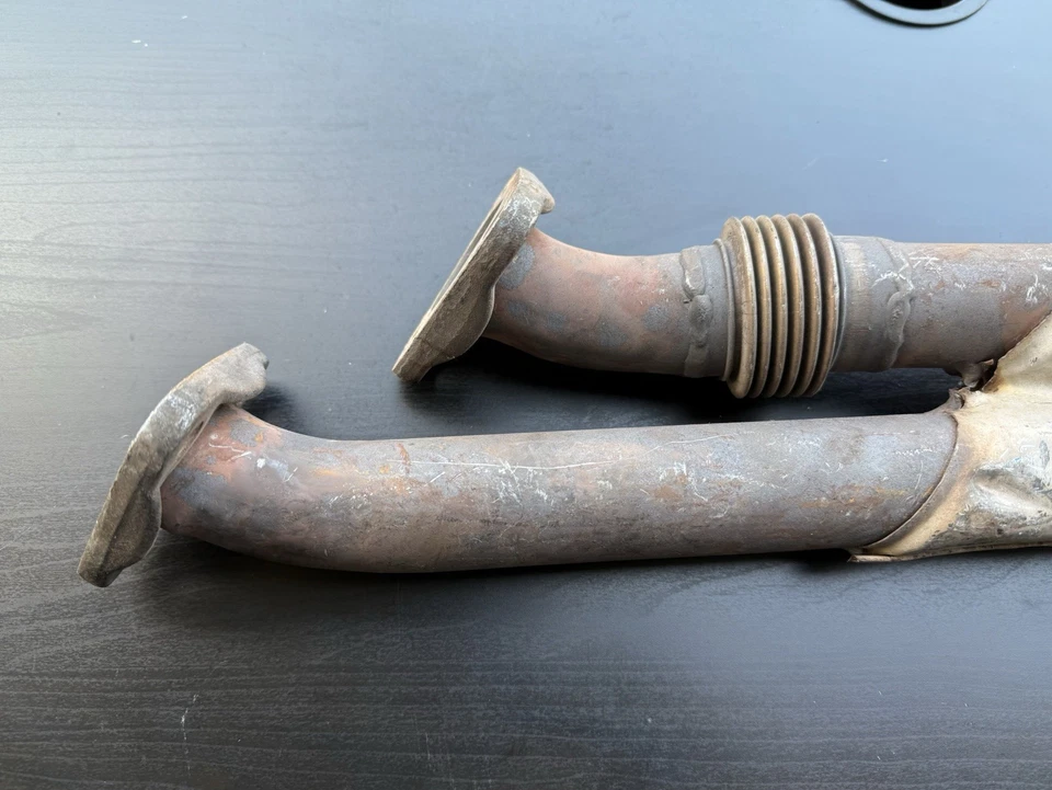 宝马 E30 325e 2.7L M20 排气消声器下管原始设备制造商 — 第 3/4 张图片