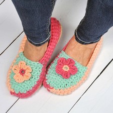 Herrschners  Moccasins for Mom Crochet Kit
