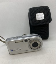 Sony Cybershot DSC P200 Digital Camera 7.2MP  Memory Stick Adaptor  Case