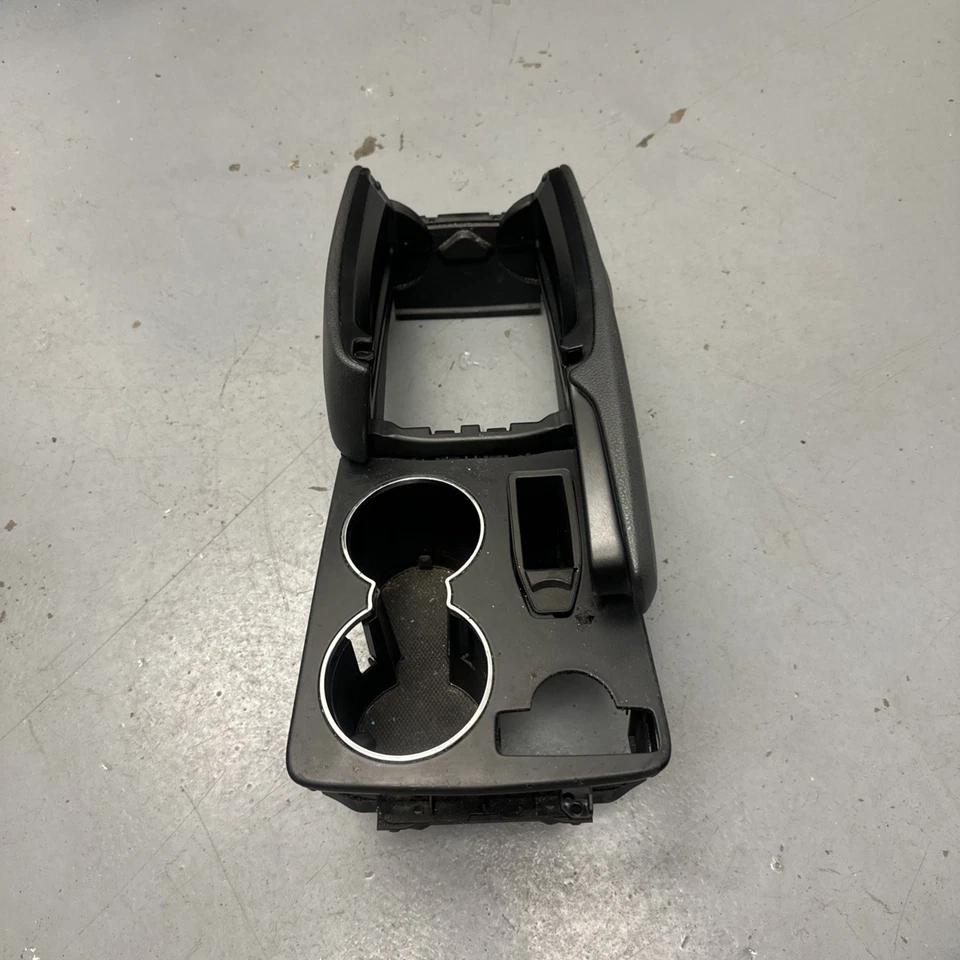 OEM 2008-2014 Mercedes-Benz W204 C250 C300 Center Console Armrest Black Arm Rest - Image 4 of 4