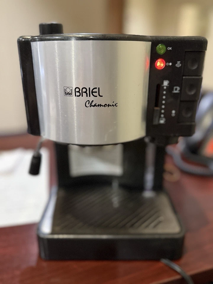 Briel ES35A Espresso Maker 220V ESPRESSO MACHINE With Lid,tray,scoop - Image 2 of 4