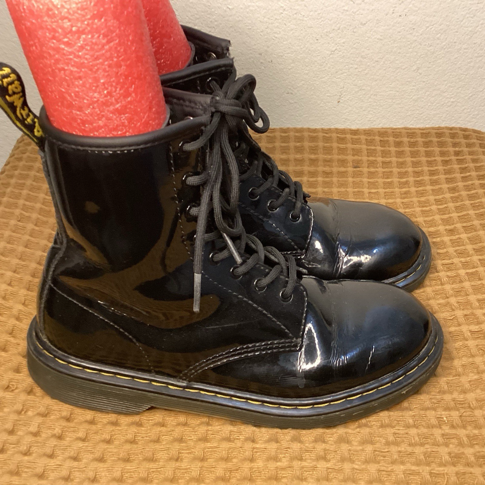 Dr. Martens Black Patent Leather Women’s Sz 6 Lace Up 1460 Doc Combat Boots thumbnail 5