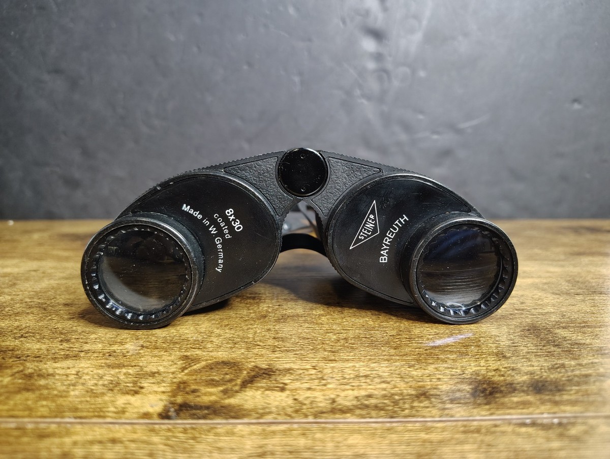 VTG Steiner Bayreuth Vergutet Coated 8X30 Binoculars with Carrying