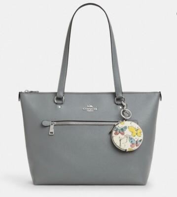Coach CAO48 Circular Coin Pouch 蝶々柄 NWT Coach Circular Coin Pouch With Butterfly Print CAO48 | eBay