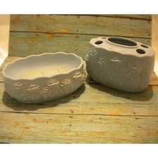 Vintage Bathroom Set Soap  Toothbrush Holder Blue Roses Ceramic 11 