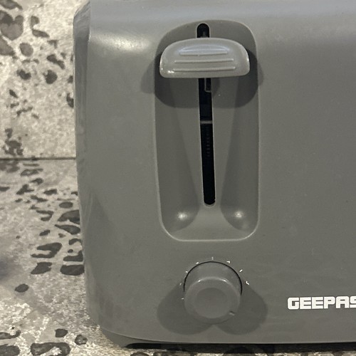 Geepas 4 Slice Toaster - 1400W - Grey - GBT36549UK - Picture 2 of 8