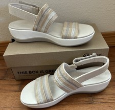 Clarks, Arla Stroll Sandal 261771834050 Beige Combi Fabric Size 7.5 New W/box
