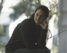 SHAILENE WOODLEY SIGNED 'BIG LITTLE LIES' 8X10 PHOTO D w/COA ACTRESS DIVERGENT