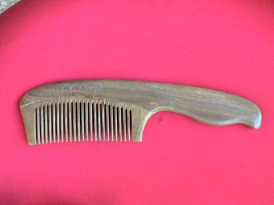 7.20'' SUPERIOR QUALITY GREEN SANDAL WOOD COMB - ONE OF THE BEST! FOR THICK HAIR!