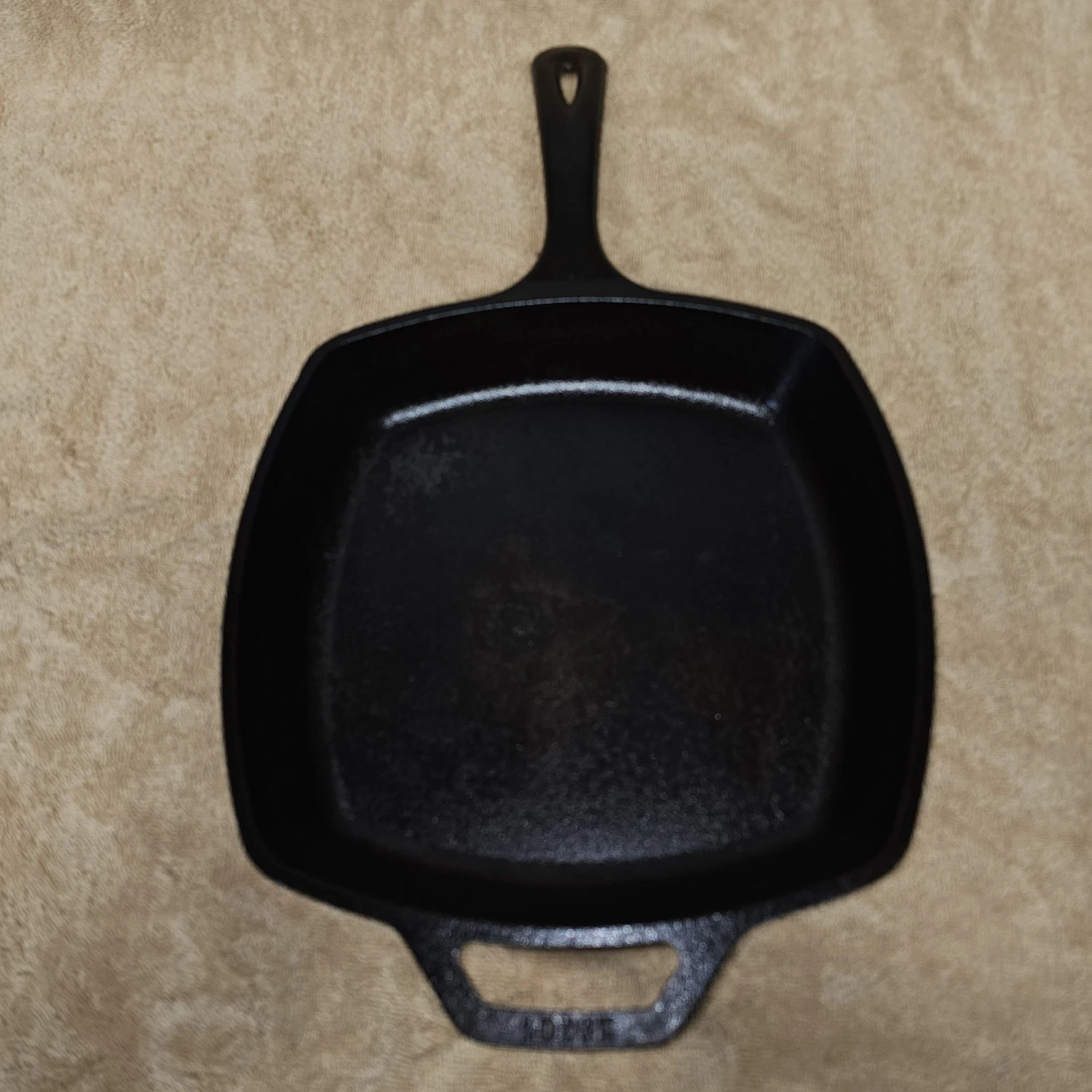 Lodge USA 8SQ Square Cast Iron Skillet | Restored & Seasoned Vintage Square Pan