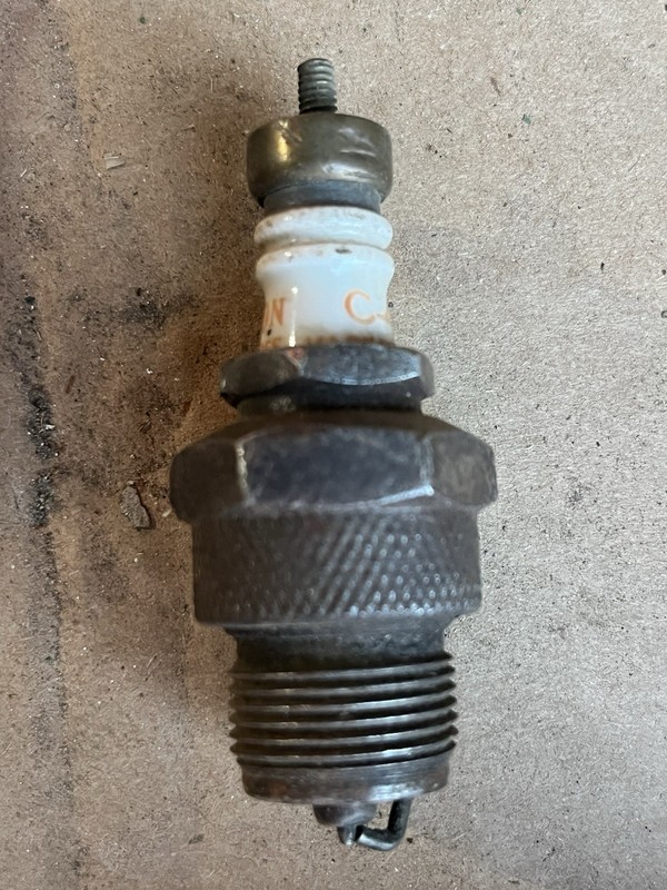 VTG  CHAMPION  C-4 SPARK PLUG RAT ROD  MODEL A  FORD ORIGINAL 1930S