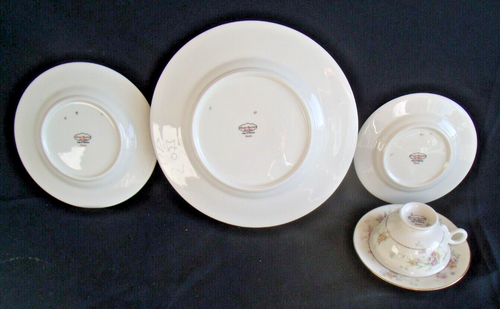 Theodore Haviland New York, Gloria 5pc Place Setting - Picture 4 of 4