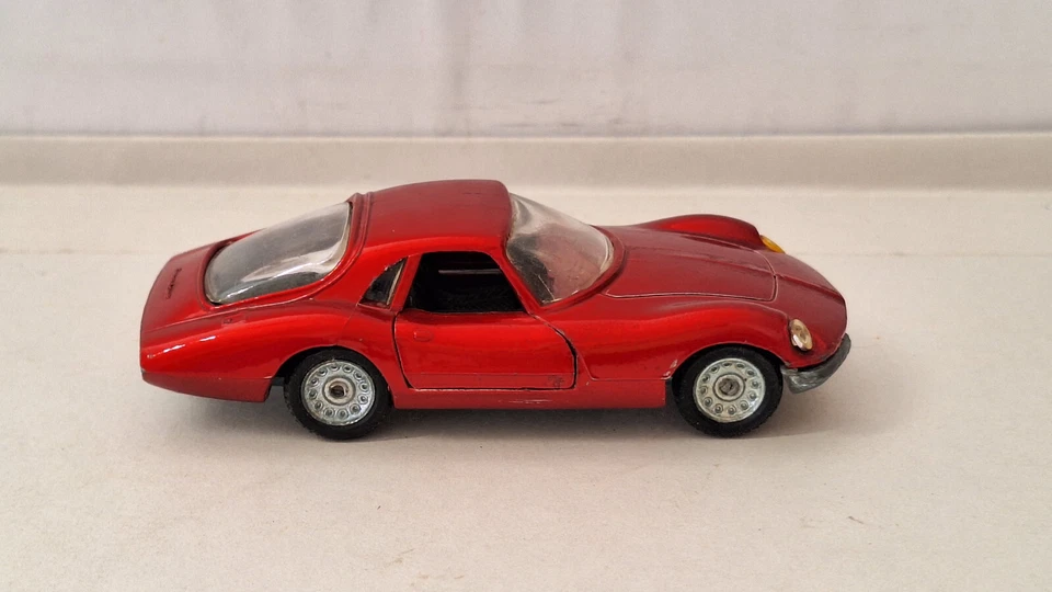 Alfa Romeo Giulia 1600 Sport Pininfarina Politoys Export 577 1/43 - Photo 2/4