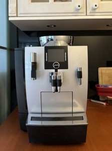 jura IMPRESSA XJ9 Professionaler Kaffeevollautomat