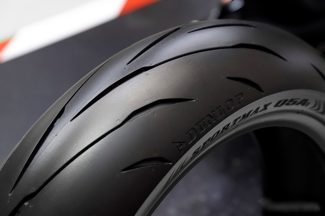 DUNLOP Sportmax Q5A - Rear Motorcycle Tire - 190/50ZR17 - (73W) | eBay