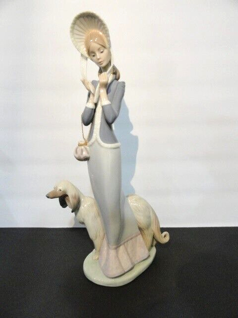 Lladro STEPPING OUT #1537 Lady w/ Afghan Dog with Box