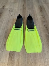 US Divers - Open Heel Fins - Neon  Black - Men's 8.5-9.5 - 21.5  Long