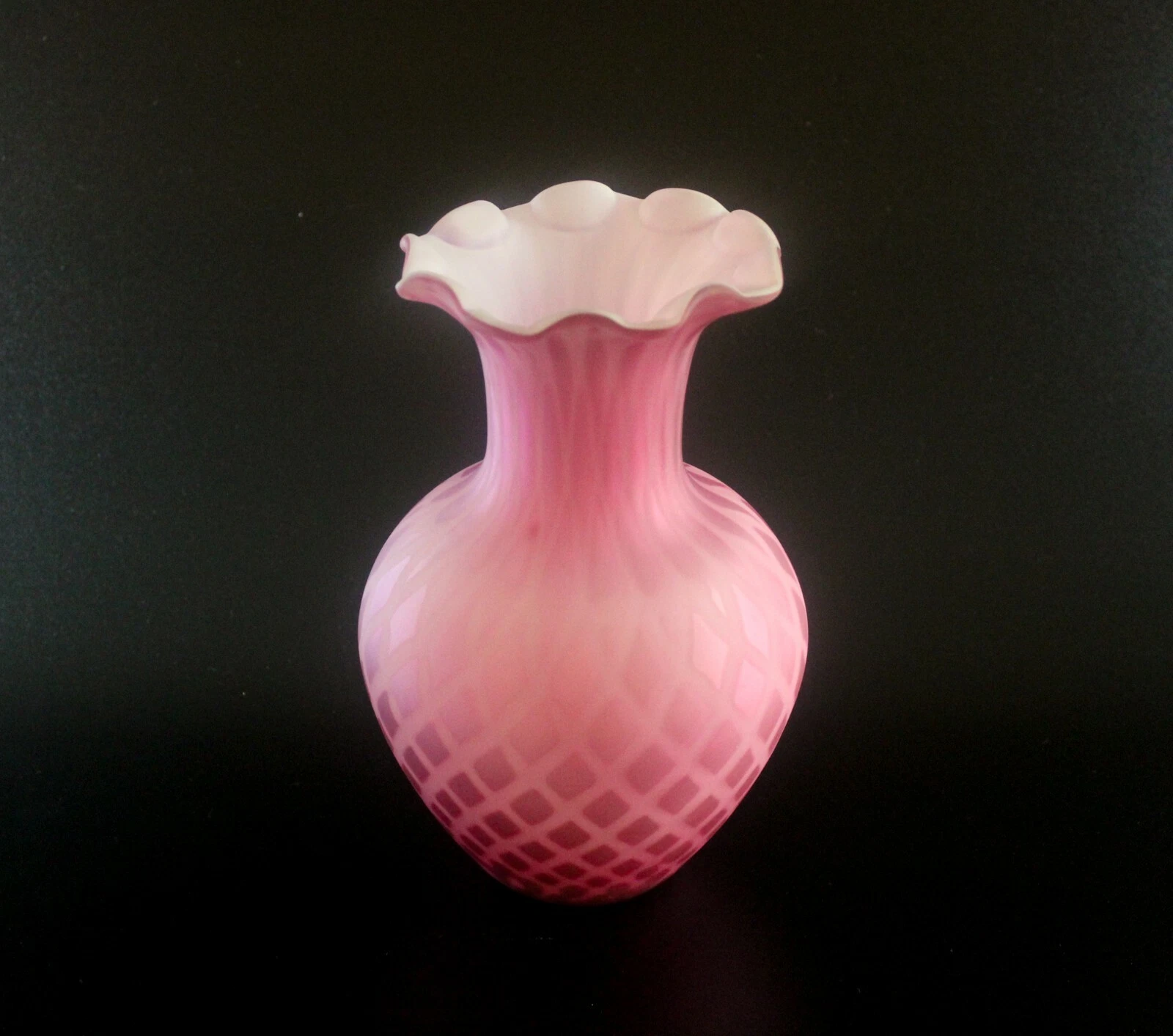 8 1/2" Pink/Cranberry Diamond Quilted Satin Cased Mother of Pearl Ruffled Vase