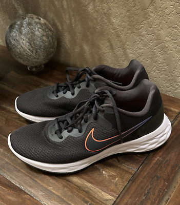 Nike Revolution 6 Next Men s Running shoe 8.5 Nature Anthracite Rush Orange