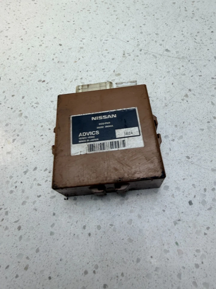 2011 - 2012 NISSAN LEAF Driver Assist Control Module ECU PIN 36032-3NA0A OEM - Image 4 of 4