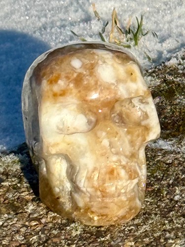 Kristallschädel aus Milch-Opal, 159 g Kristallschädel aus Milch-Opal, 159 g