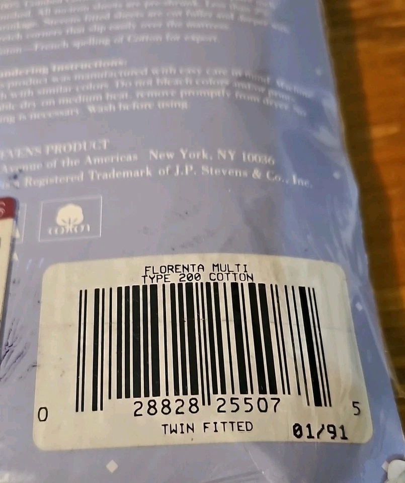 Vintage Eileen West Utica  Florenta Multi ~ One Twin Fitted Sheet 100%  Cotton  - Image 3 of 4