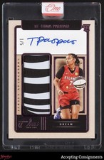 2025 Panini One and One WNBA Rookie Pink FOTL Te-Hina Paopao RPA PATCH AUTO 1/5