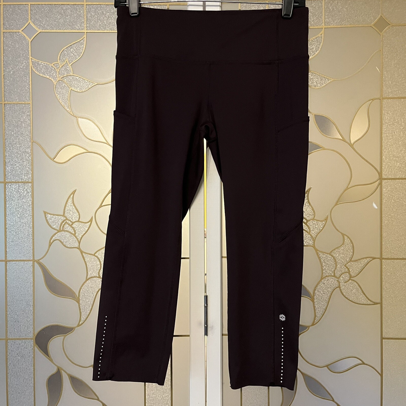 Tangerine Activewear Capri Leggings w/POCKETS! Size S Gem