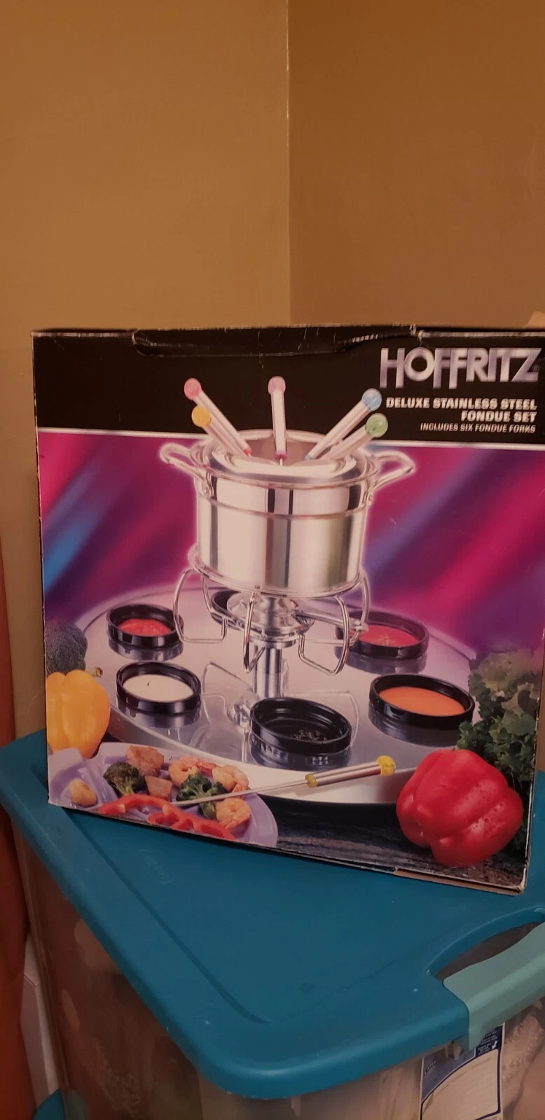Hoffritz Deluxe Stainless Steel Fondue Set Six Forks Included