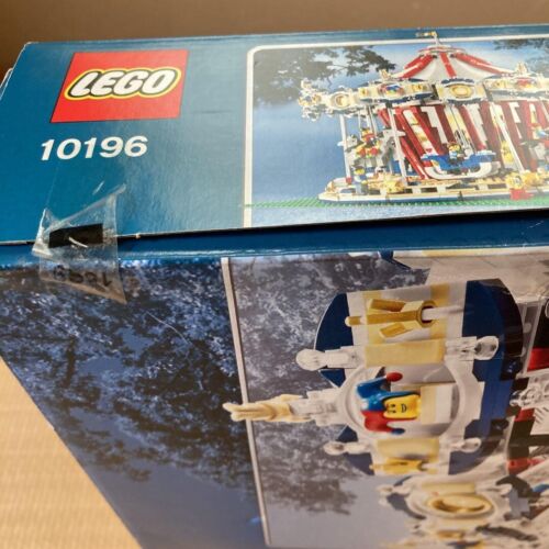 LEGO Creator Expert Fairground Collection Grand Carousel 10196 In 2009 - Foto 3 di 4
