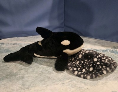 SeaWorld Shamu Orca Killer Whale Stingray Plush Stuffed Animal Toy Bundle Lot