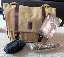 NWT Ape Case ACTR500TN Traveler Messenger Series, DSLR Camera Laptop Bag