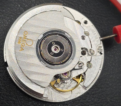 Omega 1108 Komplettes Automatik-Uhrwerk, revidiert ETA 2892-2 Swiss Made