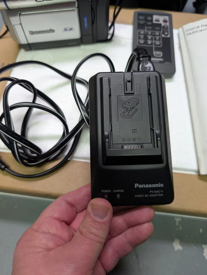 Panasonic Digital Video Camera Charger, Bag, Remote And Instruction PV-DV203-K - Image 4 of 4