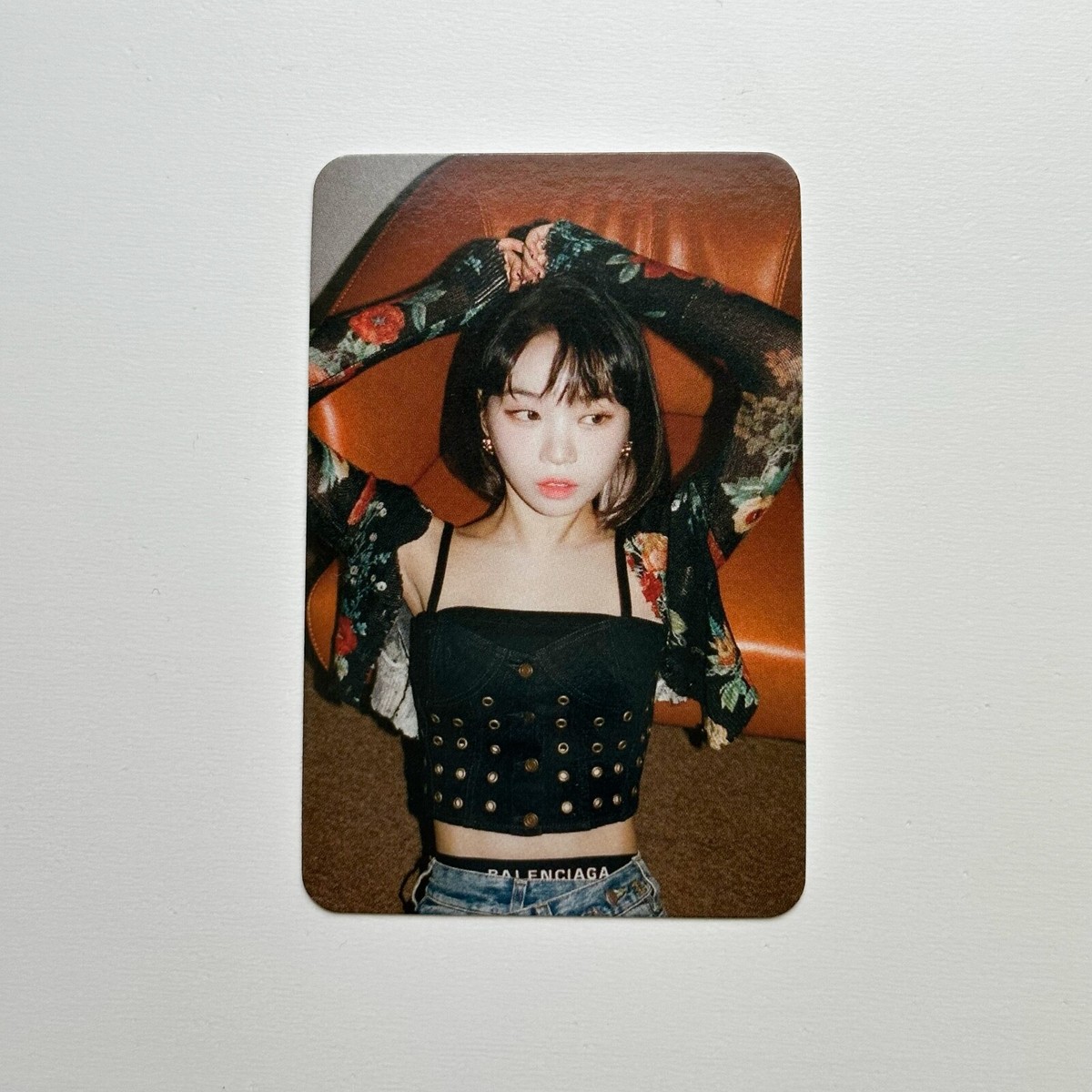 LE SSERAFIM Antifragile Music Korea photo card, official PC LE SSERAFIM Antifragile Music Korea photo card, official PC