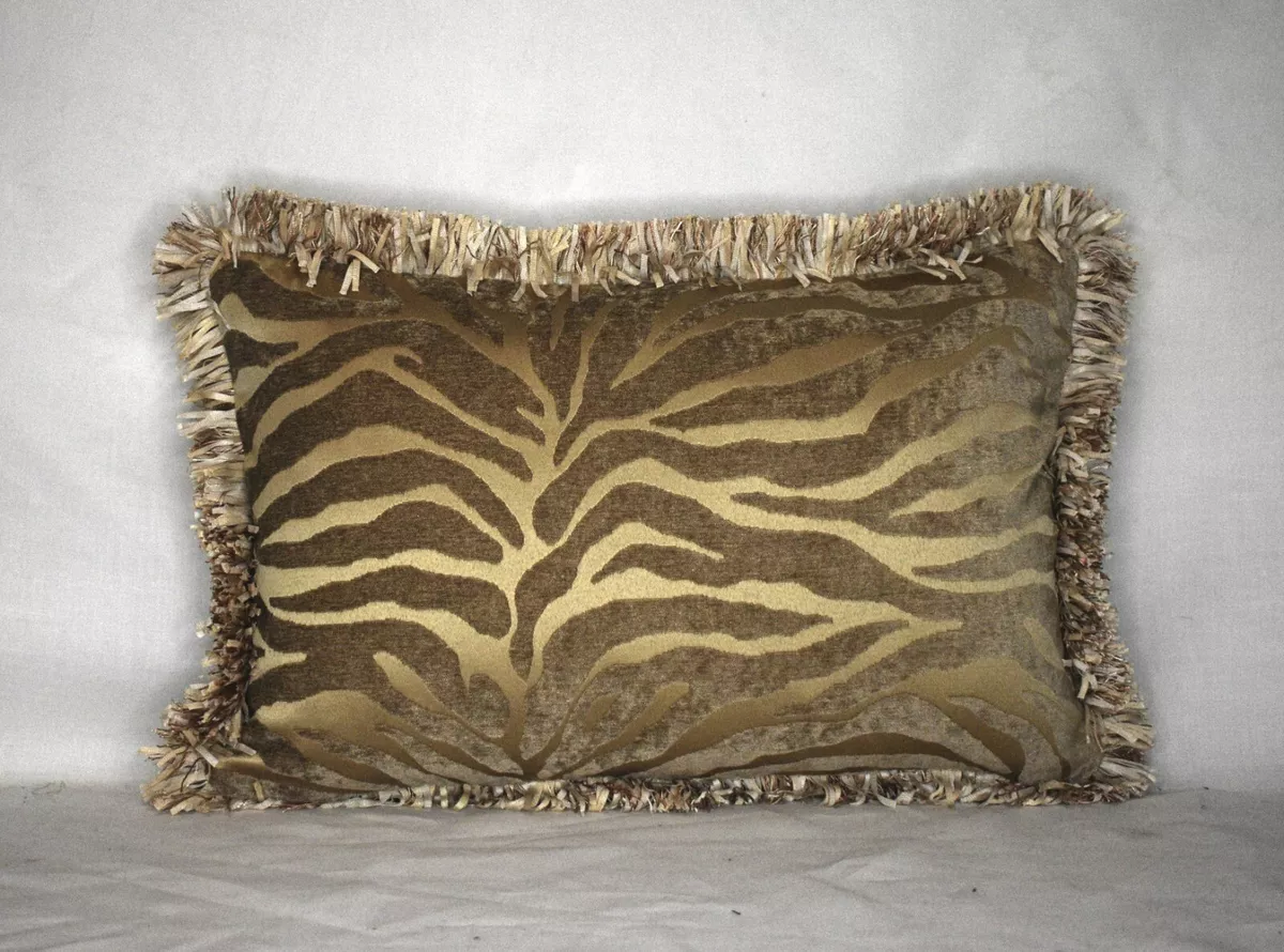 Zebra hot sale hide pillow