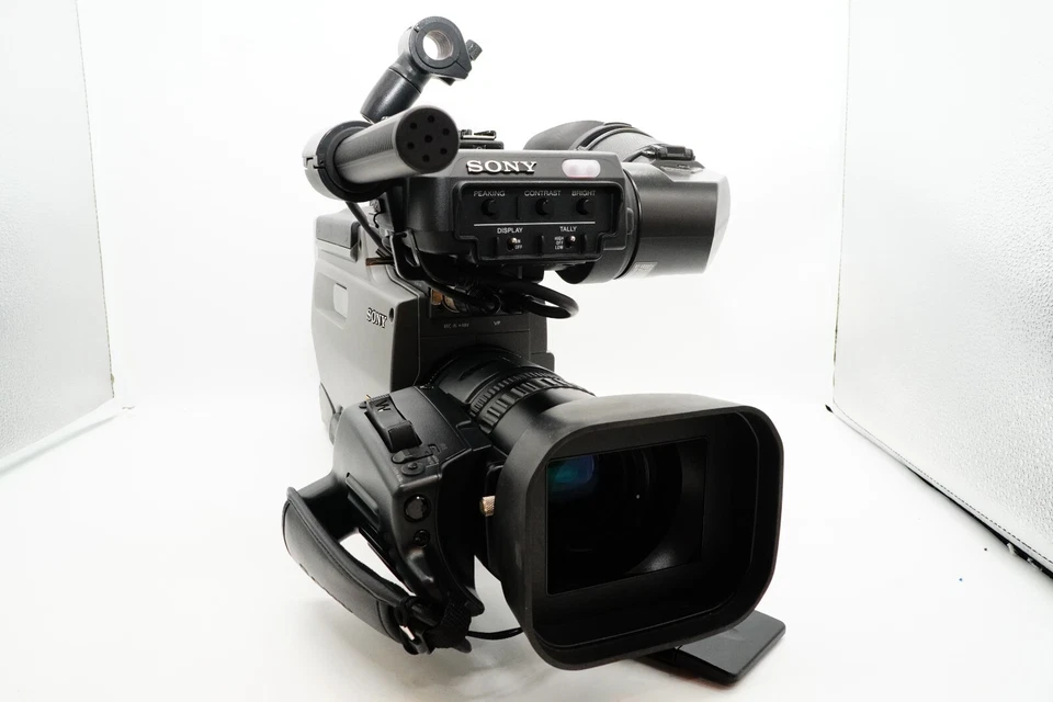 Sony DSR-250 DVCam Camcorder w/ DXF-801 Viewfinder 3CCD Lens other option - Image 3 of 4