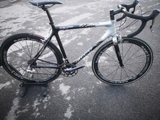 Giant TCR Carbon  road bike with Shimano Dura-Ace groupset and Carbon wheels 