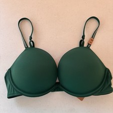Victoria's Secret PINK Wear Everywhere Super Push-Up Bra Size 34C Green NWT