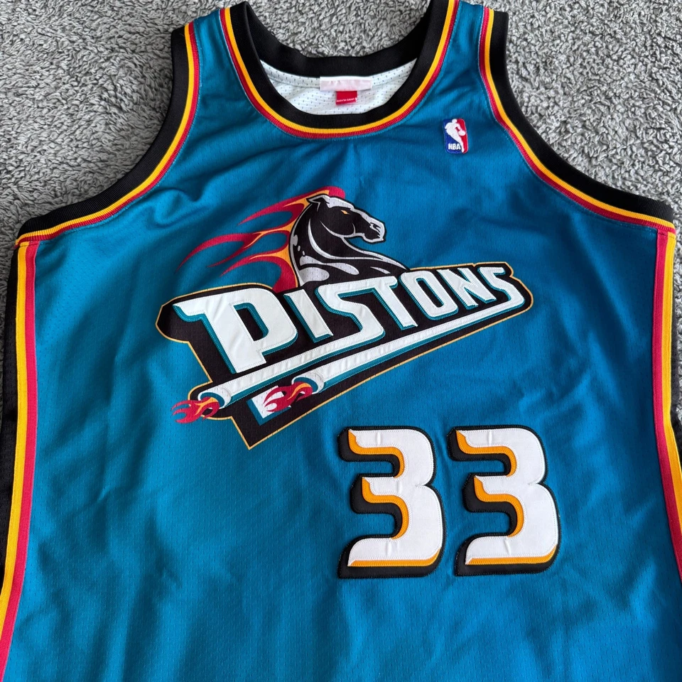 Подлинная футболка Mitchell & Ness Grant Hill Pistons 98-99 выездная бирюзовая на заказ 44 - Изображение 3 из 4
