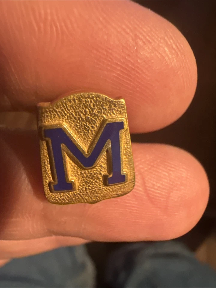 Vintage University of Michigan Lapel Hat Pin Wolverines Fan Gift Souvenir - Image 2 of 4