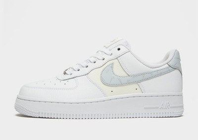 Nike Air Force 1 Low '07 (Damengrößen UK: 4 & 7) White / Pure Platinum / Sail