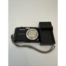 FUJIFILM FINEPIX F60fd Silver Digital Camera Japan 2750 Works Screen Flaws