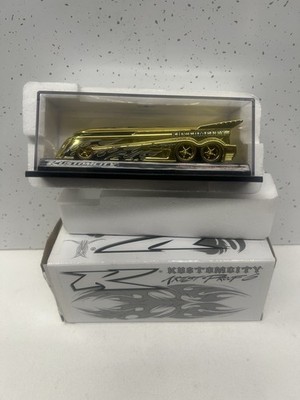 Kustomcity Dave Chang EVO Artist Proof 6  24k GOLD SUPER CHASE  #24/48 RARE!!