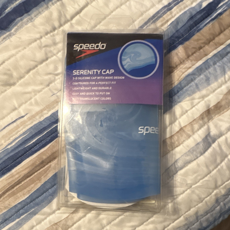 Speedo Serenity Cap Silicone Swim Cap, Blue Wave Design Swimming Cap