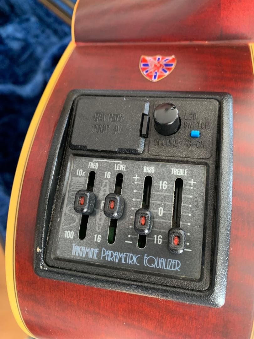 【希少 】生産終了 TakamineB10 フレットレス アコースティックベース Electric Acoustic BassGuitar Takamine B10 Fretless F Hole Semi