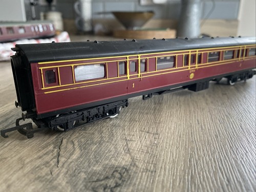 Triang®™ R747 L.M.S. 1./3. Verbundwagen 2643 in weinrot. Spur O | Zustand: Used